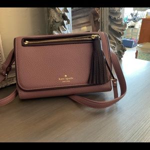 Kate Spade Clutch / Crossbody. Removable & adjustable strap, NWOT, LEATHER